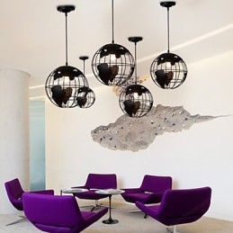 Moderne zeitgenössische Pendelleuchte im Landhausstil mit Kugel-Design