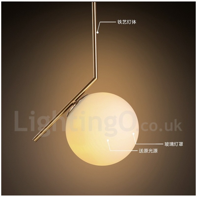 1-flammige, moderne Pendelleuchte mit Glasschirm