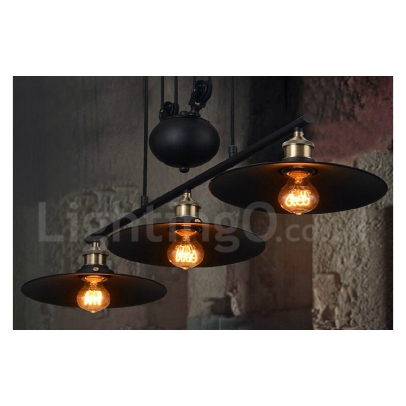 3-flammige Pendelleuchte aus Metall im Vintage-Stil