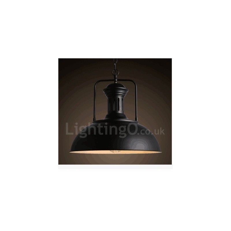 Schwarze Pendelleuchte im Vintage-Stil aus Metall im Landhausstil
