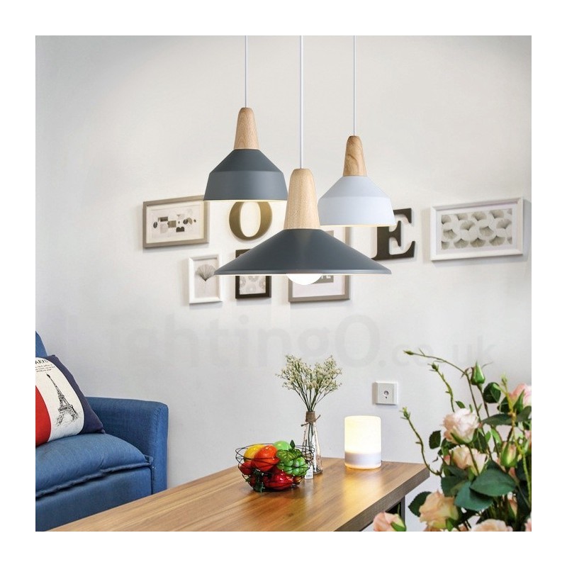 Moderne zeitgenössische Holz Metall Multi Farben Pendelleuchte
