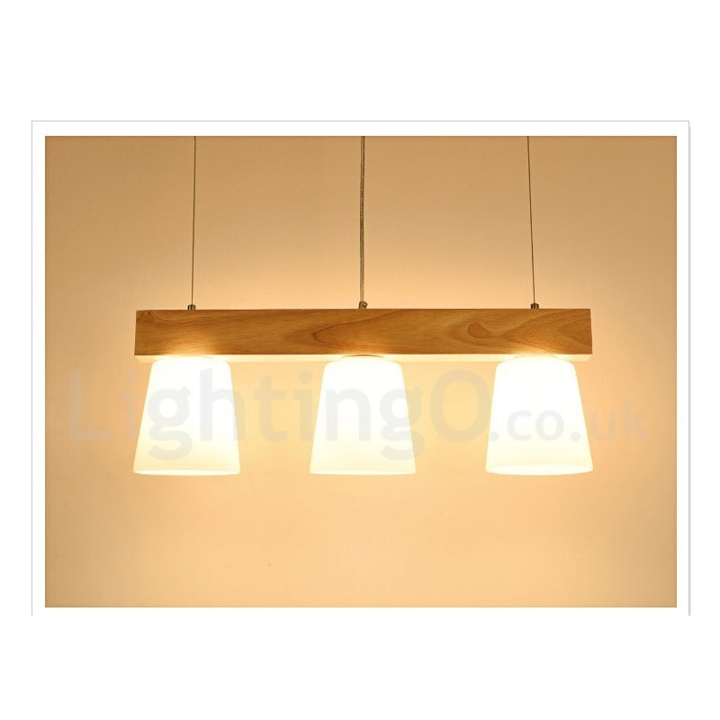 Moderne Pendelleuchte aus Holz mit 3 Lichtern