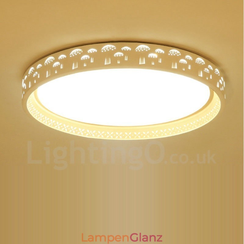 Modernes, zeitgenössisches, integriertes, flächenbündiges Licht aus Metall