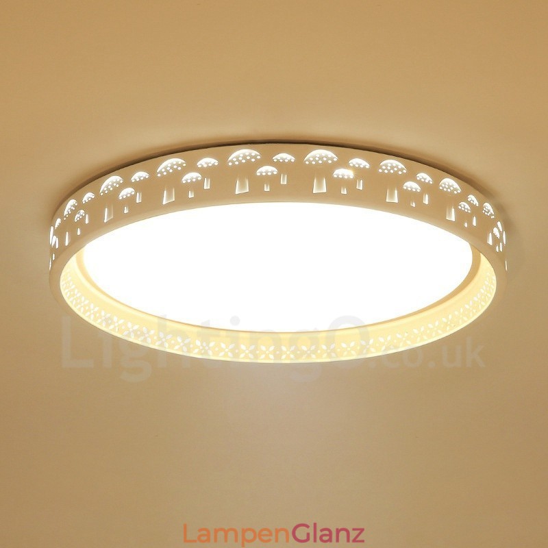 Modernes, zeitgenössisches, integriertes, flächenbündiges Licht aus Metall