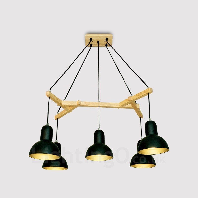 5-flammige, moderne Pendelleuchte aus Holz mit Eisenschirm