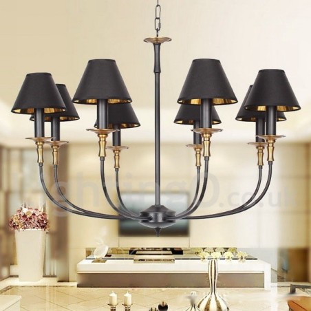 8-flammiger, moderner Retro-Kronleuchter im Kerzenstil in Schwarz 8-flammiger, moderner Retro-Kronleuchter im Kerzenstil in Schwarz