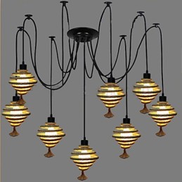 Der Nordic Country Retro Honeycomb Kronleuchter. Kronleuchterlampe. Die himmlischen Mädchen streuen Blüten.