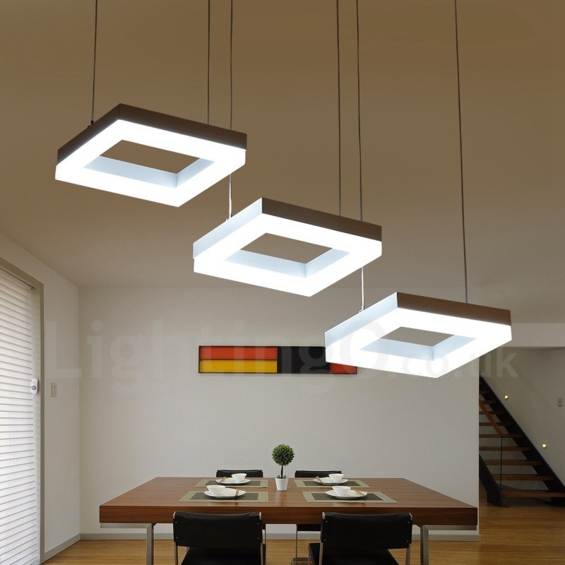 Moderne zeitgenössische 3-flammige Pendelleuchte aus Aluminiumlegierung mit Acrylschirm