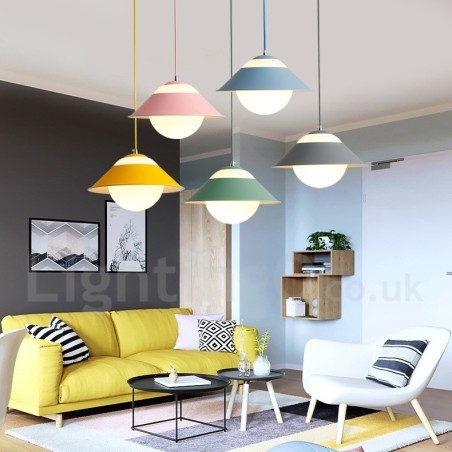 Moderne zeitgenössische Pendelleuchte aus Stahl Moderne zeitgenössische Pendelleuchte aus Stahl