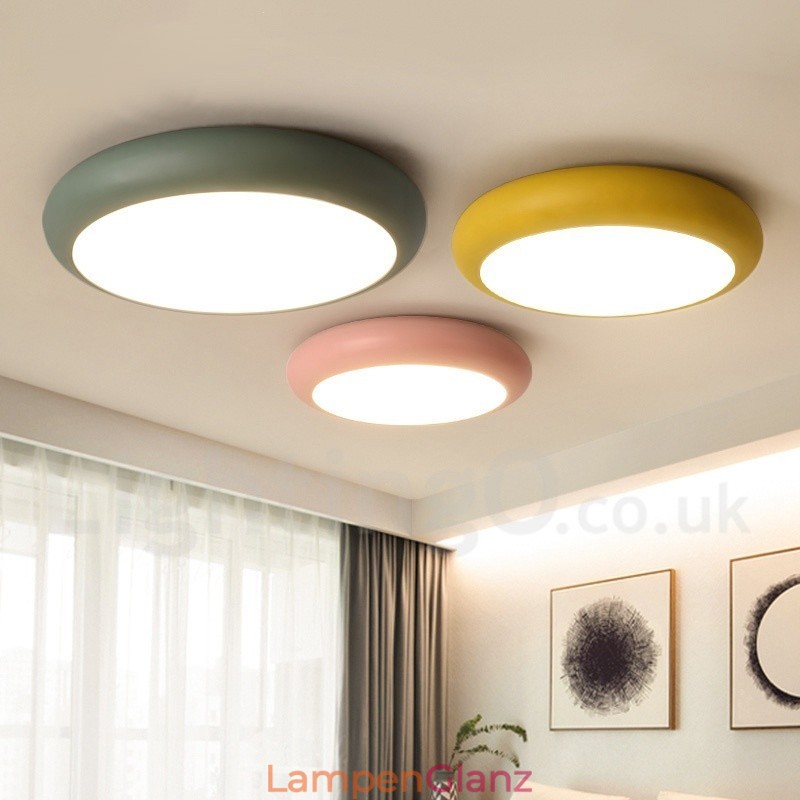 Moderne zeitgenössische Deckenleuchte aus Stahl