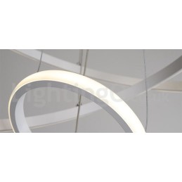 Dimmbare Pendelleuchte mit Fernbedienung im modernen Design der Kreise