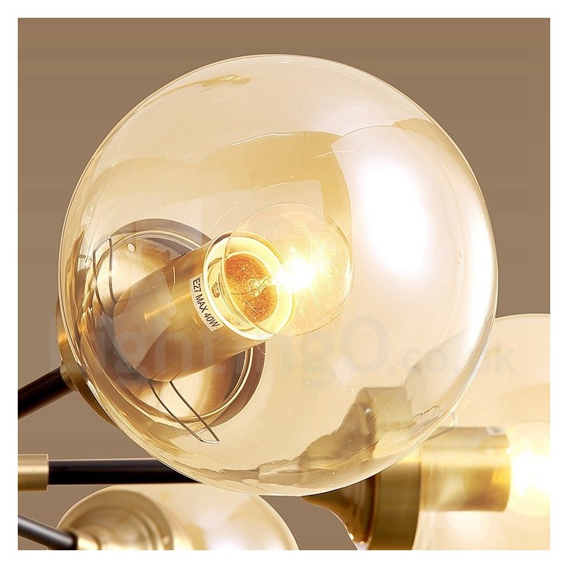 Luxuriöser rustikaler Kronleuchter im Retro-Vintage-Stil aus reinem Messing mit Glasschirmen
