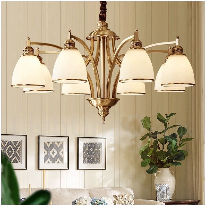Großer luxuriöser rustikaler Retro-Vintage-Kronleuchter aus reinem Messing mit Glasschirmen