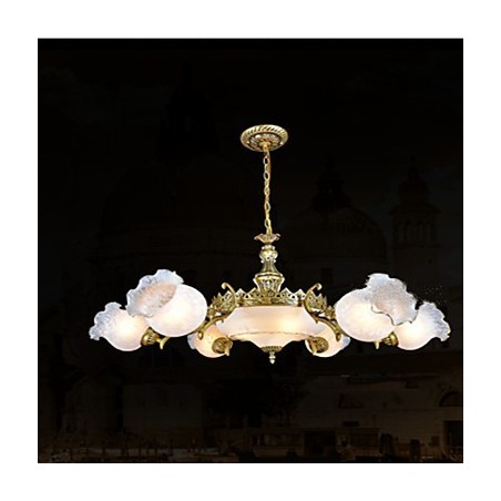 Traditioneller klassischer Vintage-Retro-Kronleuchter aus Bronzemetall Traditioneller klassischer Vintage-Retro-Kronleuchter aus Bronzemetall