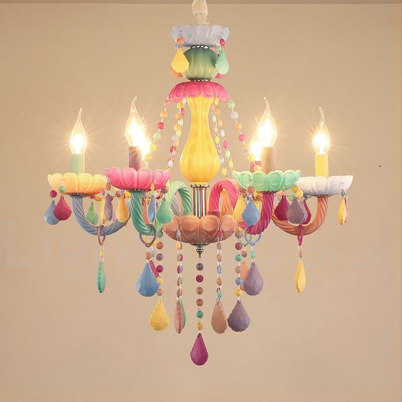Macaron 6-flammiger Kronleuchter mit mehrfarbiger Kristallkerze im Mini-Stil für Kinder