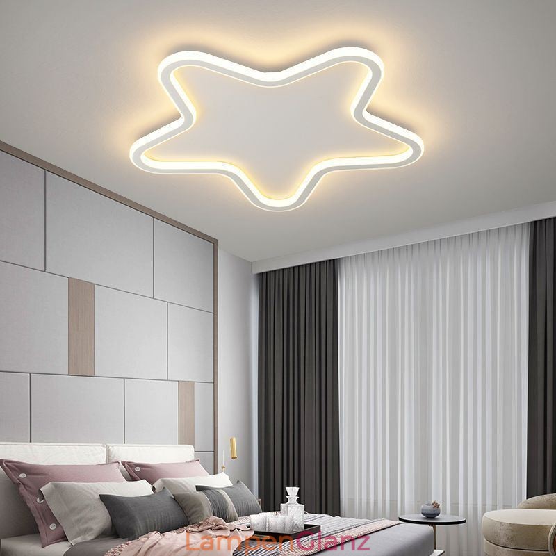 Moderne Deckenleuchte in Sternform