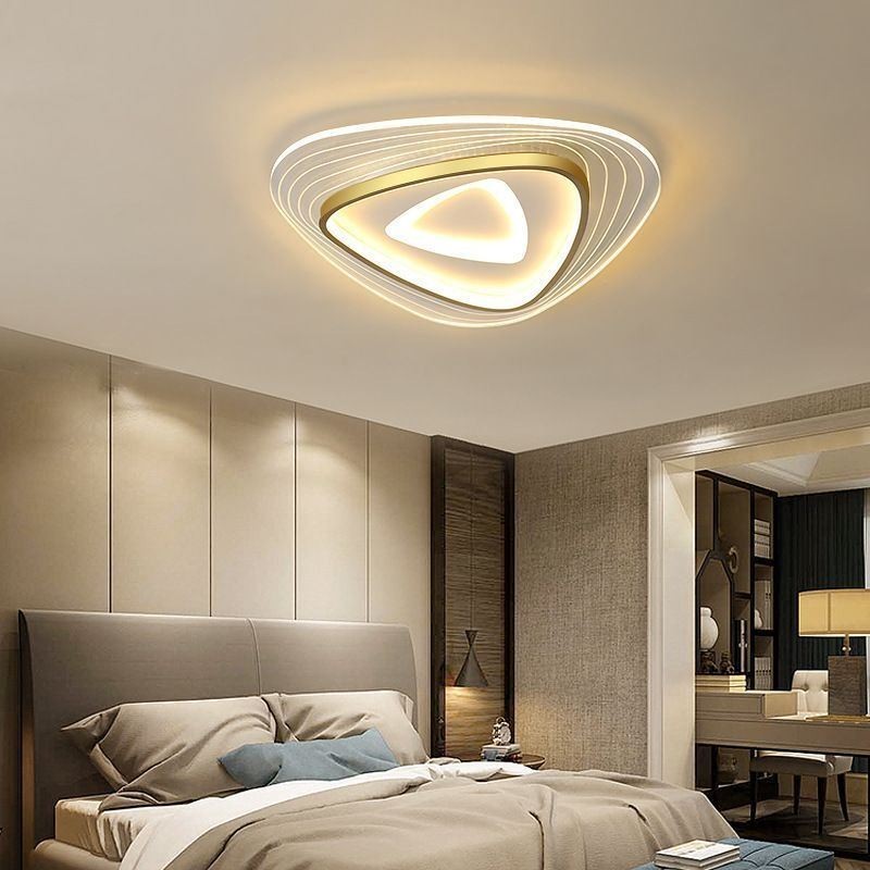 Deckenleuchte, bündige Montage, dreieckige Deckenlampe