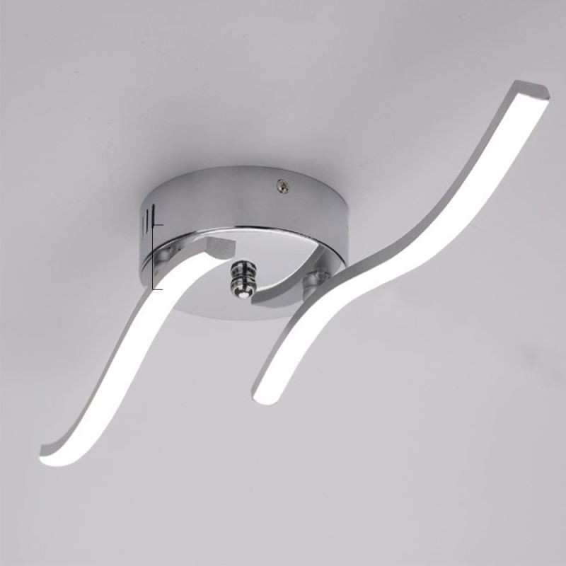Moderne, schlichte, flächenbündige Deckenleuchte aus Acryl in Wellenform