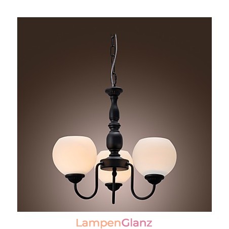 Traditioneller klassischer Kronleuchter aus Bronze im Kerzenstil