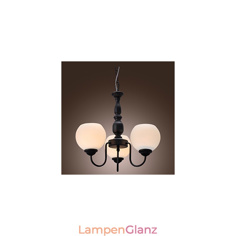 Traditioneller klassischer Kronleuchter aus Bronze im Kerzenstil