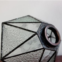 Geometrische Pendelleuchte im Bauernhausstil aus farbigem Glas