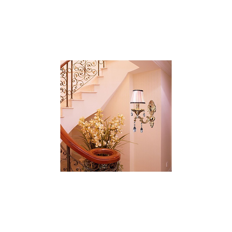 Elegante Kristall-Wandleuchte in Pink