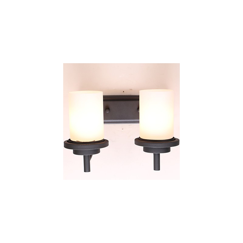2 * Retro-Wandleuchte im klassischen Stil aus Eisen in Lackierung mit Milchglas
