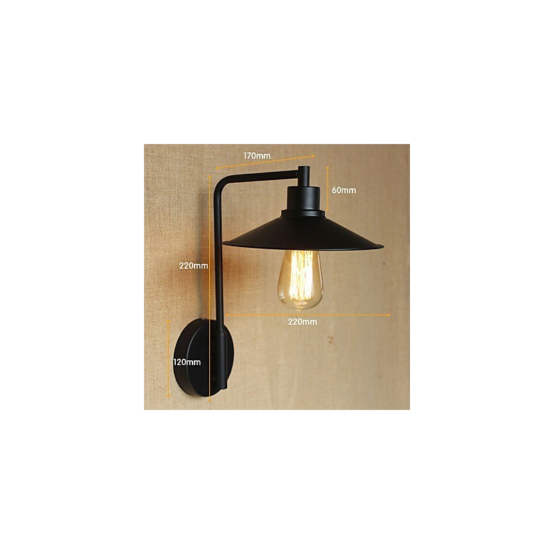 Dekorative Retro-Wandleuchte aus Schmiedeeisen