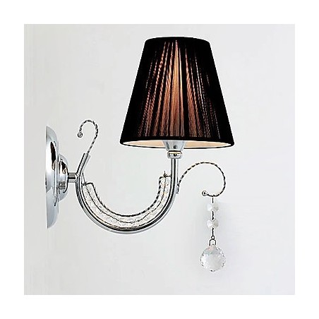 Moderne Wandleuchte mit Stoffschirm, Kronleuchter-Stil, Arm, Kristalltropfen Moderne Wandleuchte mit Stoffschirm, Kronleuchter-Stil, Arm, Kristalltropfen