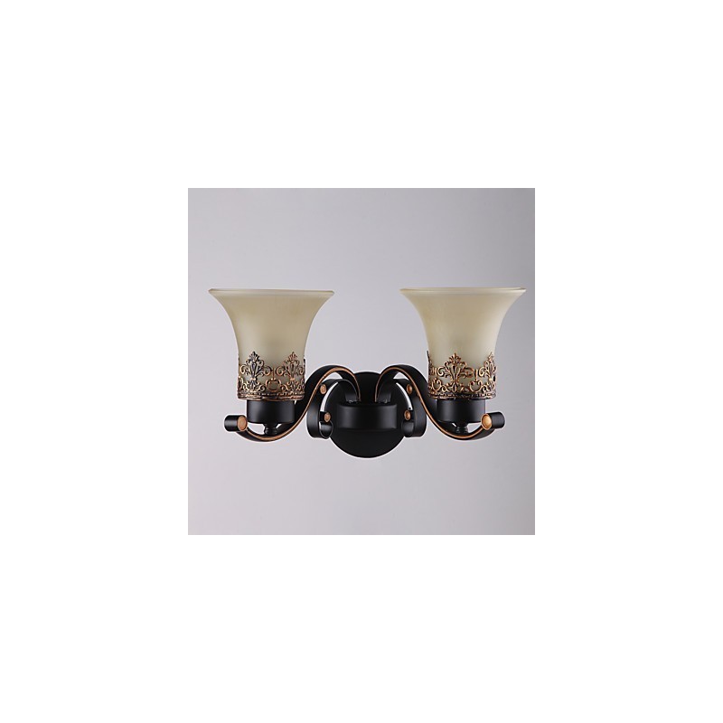 Doppelkopf-Wandlampe aus amerikanischem Landhausstil im Vintage-Stil aus Metall mit Glas für die Kantine, das Wohnzimmer, den Eingangsbereich und das Foyer.