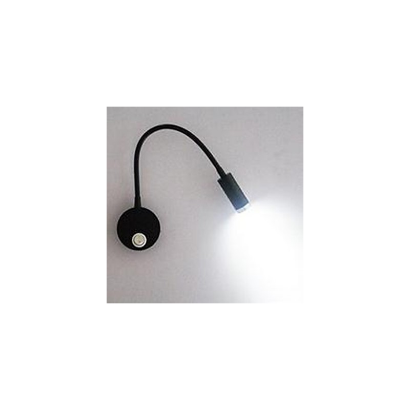 Die Wandlampe der Wandlampe des Kopfteils des Schlauchbetts wird durch die Lichtleselampe beleuchtet