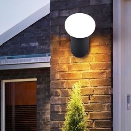 Moderne minimalistische Aluminiumlampe, wasserdichte Halbmond-Wandleuchte für den Garten