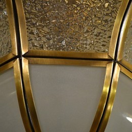 Traditionelle, klassische Einbaustrahler aus Messing und Metall im Mini-Stil