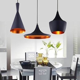 Pendelleuchte aus bemaltem Metall im Mini-Stil