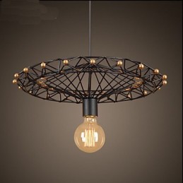 Amerikanischer Kronleuchter im Landhausstil aus Eisenindustrie