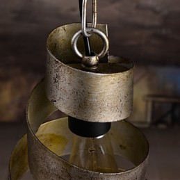 Retro Eisenlampe Moderner minimalistischer Kronleuchter im Industriestil