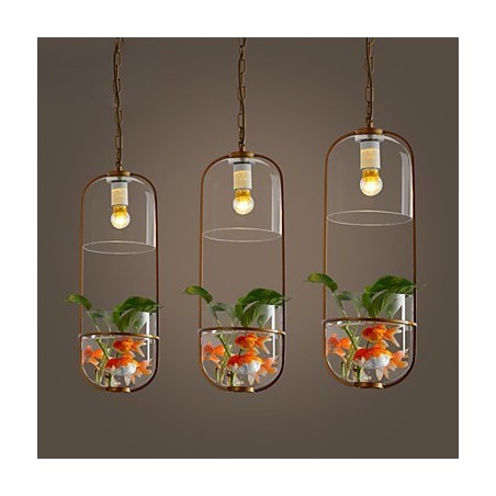 Moderne Pendelleuchte im zeitgenössischen dekorativen Design (ohne Pflanzen) Moderne Pendelleuchte im zeitgenössischen dekorativen Design (ohne Pflanzen)